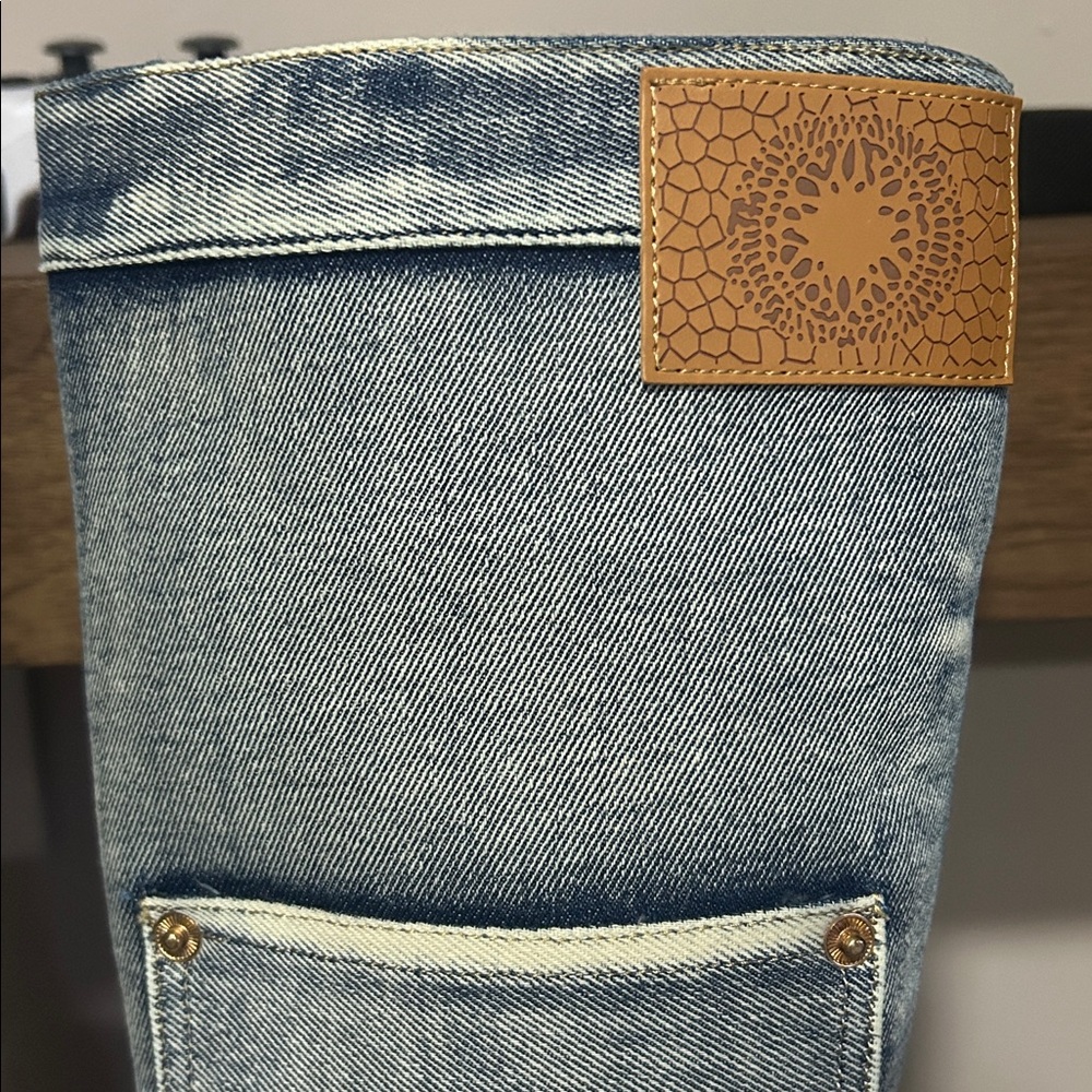 Cape Robbin Salina Light Blue Denim Heeled Boots new in box size 6 - Picture 3 of 13